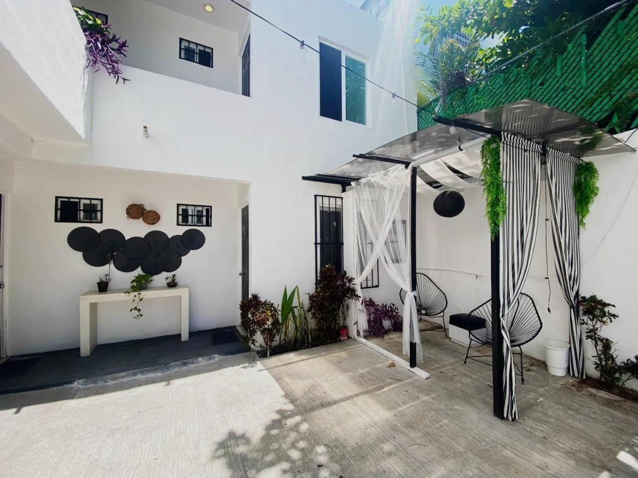 The Hostal Inn 신데 델 카르멘 외부 사진